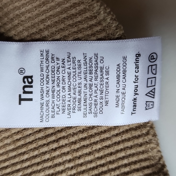 NWT Aritzia TNA Alamo waffle long sleeve top in barrel brown size medium - Picture 6 of 9